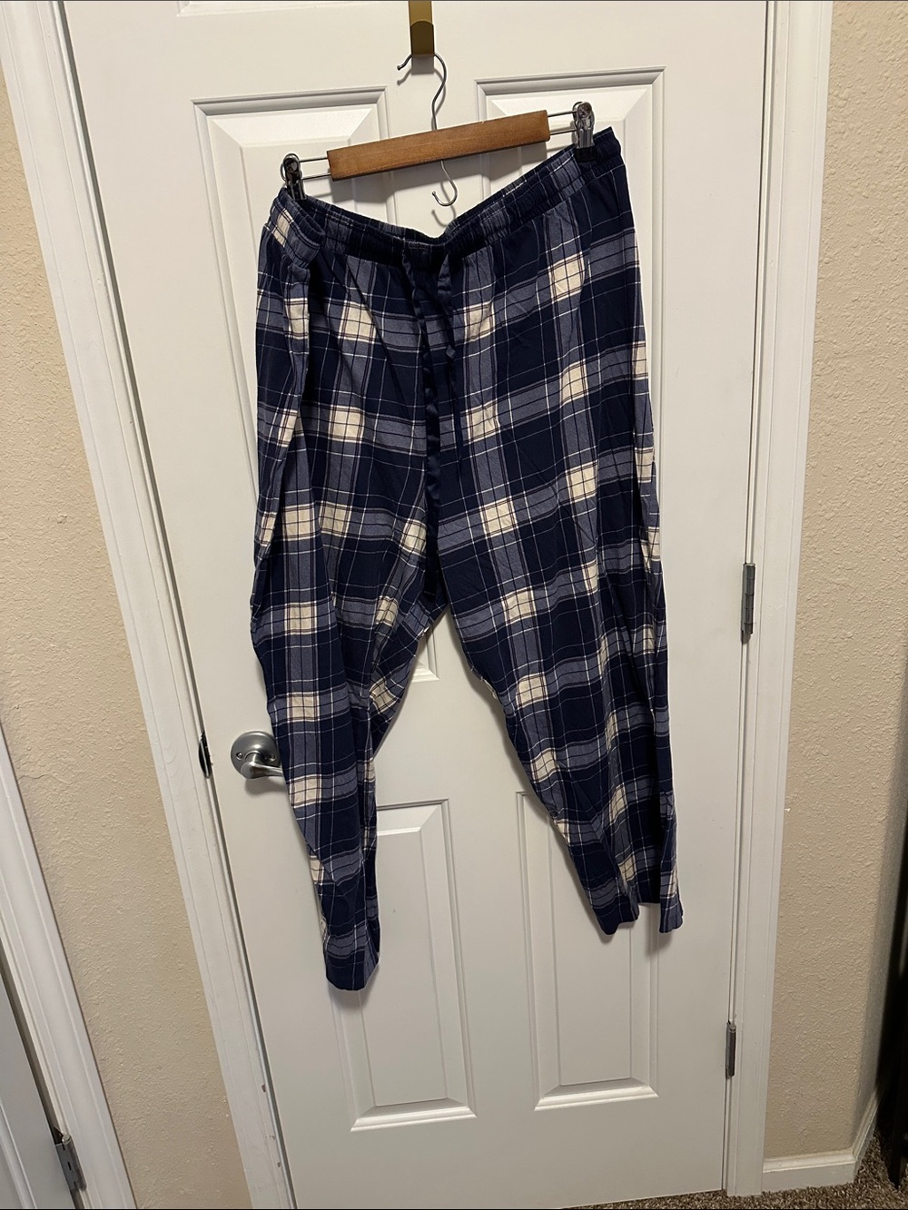 torrid Navy & Cream Plaid Pajama Pants